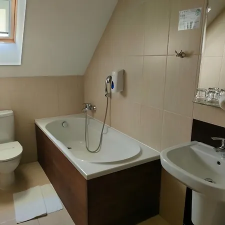 Peklo Hotel Komarno