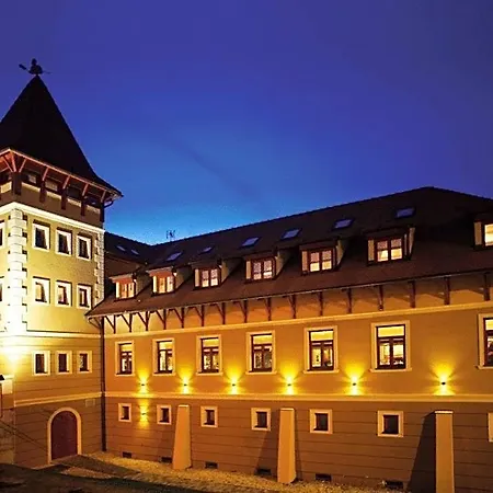 Peklo 4* Komarno