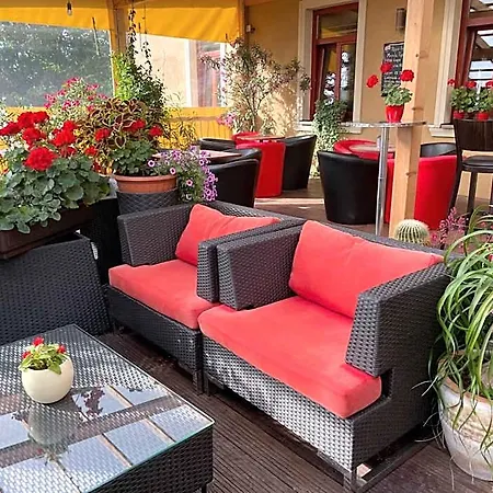 Peklo Hotel Komarno